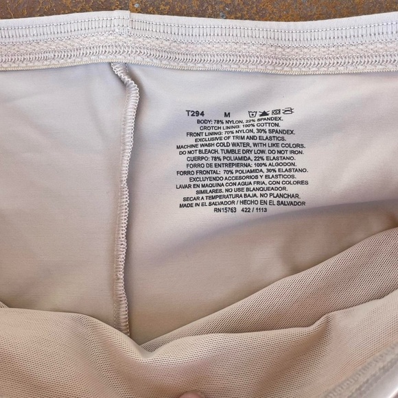 Maidenform Self Expressions Women's
High-Waist Briefs body shaper size M - Beige - Picture 3 of 5